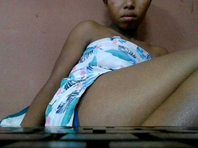Estela live webcam show