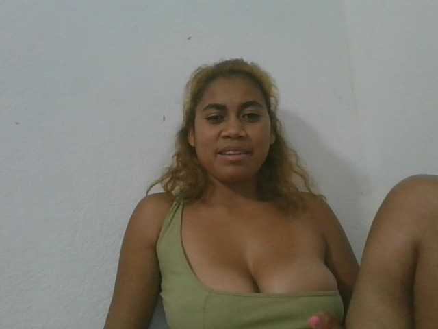 Estela live cam on BongaCams