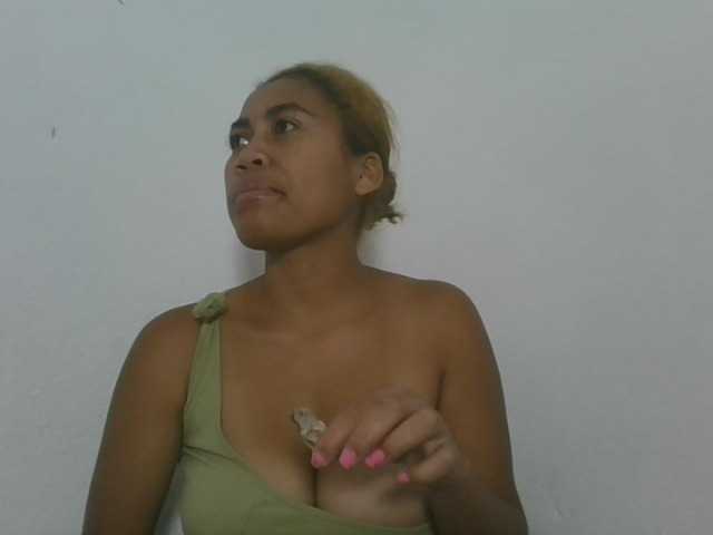 Estela live cam on BongaCams