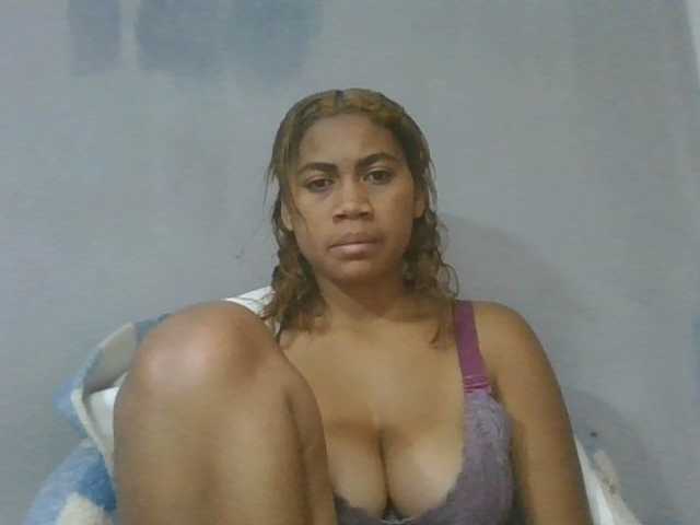 Estela live cam on BongaCams