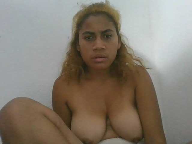 Estela live cam on BongaCams