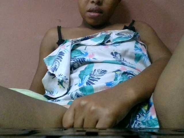 Estela live webcam show