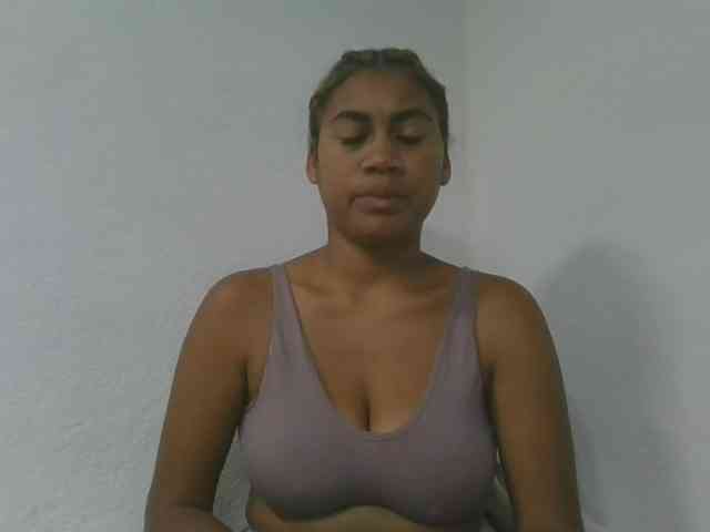 Estela - Girl 