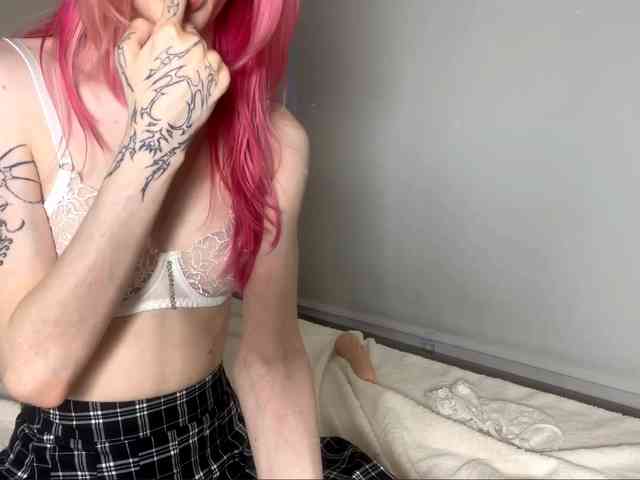 AmiPink - Girl 