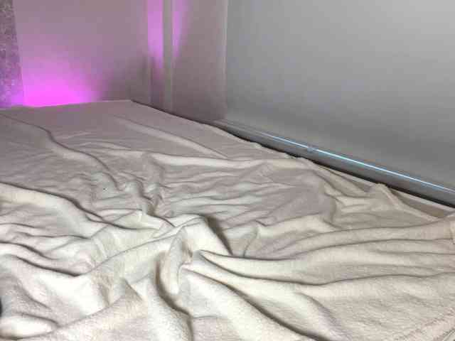 AmiPink webcam