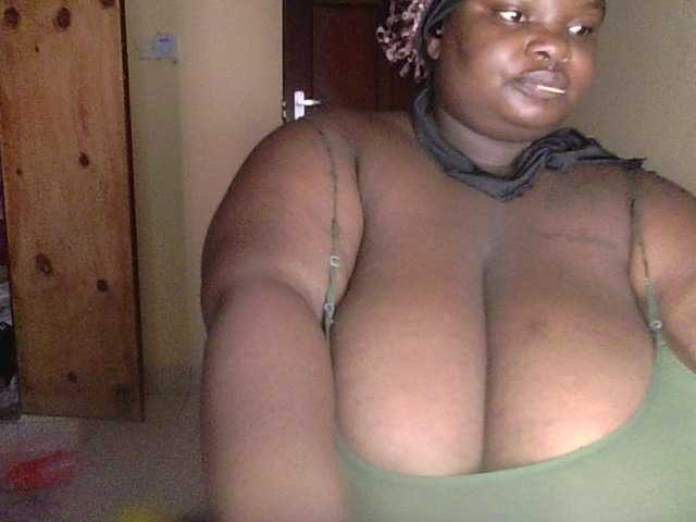 Chocoboobies webcam