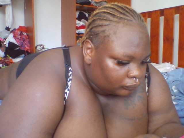 Chocoboobies live cam on BongaCams