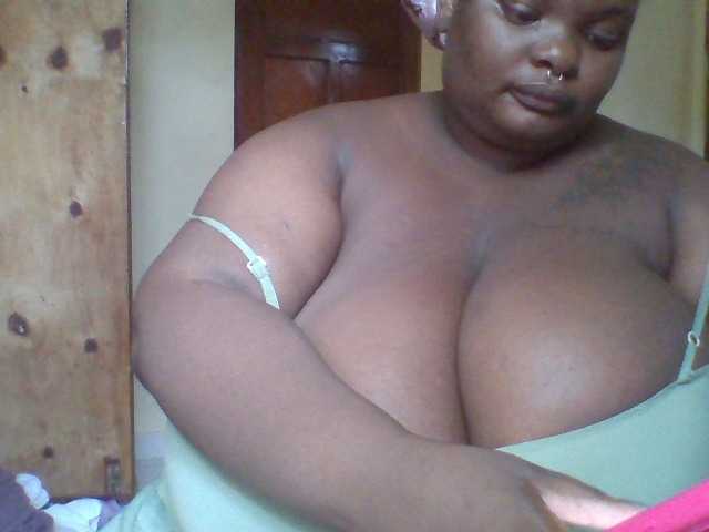 Chocoboobies, live now on BongaCams