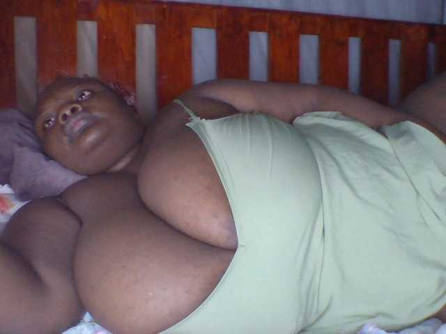Chocoboobies live cam on BongaCams