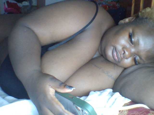 Chocoboobies live cam on BongaCams