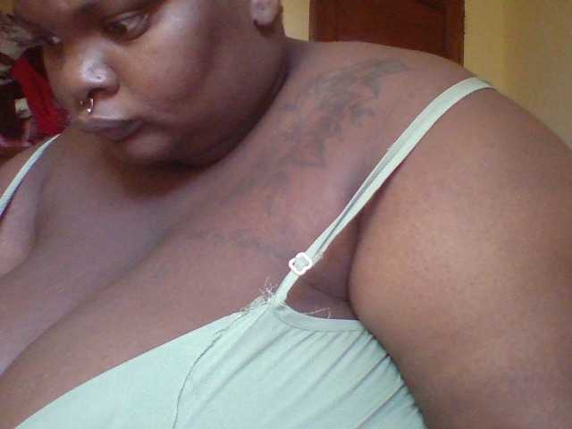 Chocoboobies webcam bongacams model stream image