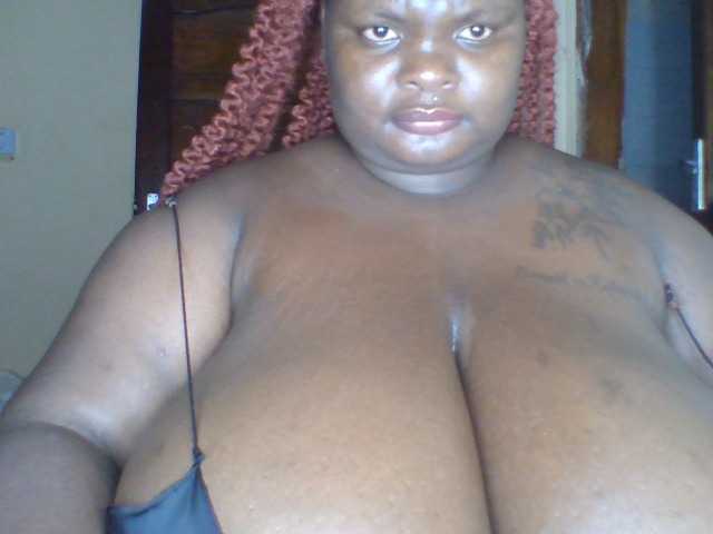 Chocoboobies live cam on BongaCams