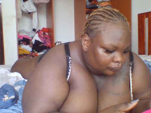 Chocoboobies live cam on BongaCams