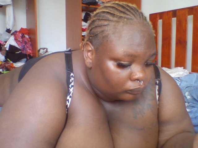 Chocoboobies live cam on BongaCams
