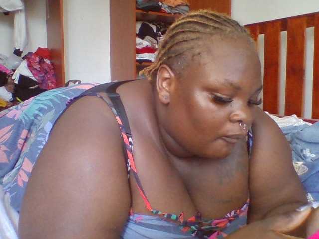 Chocoboobies live cam on BongaCams