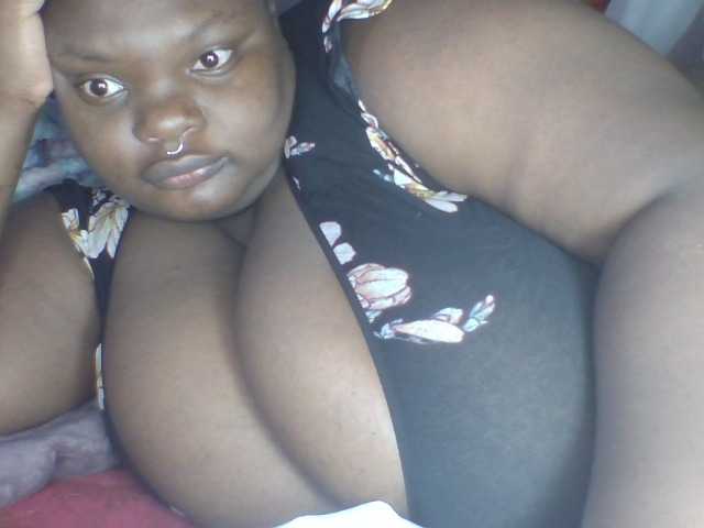 Chocoboobies live cam on BongaCams