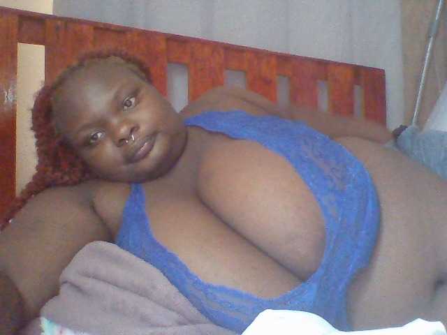 Chocoboobies webcam bongacams model stream image
