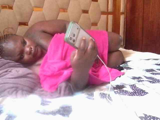 Chocoboobies webcam