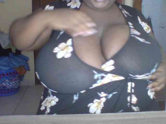 Chocoboobies webcam