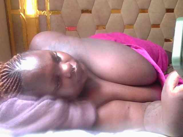 Chocoboobies webcam
