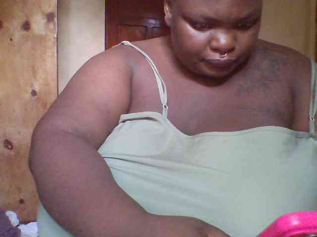 Chocoboobies webcam
