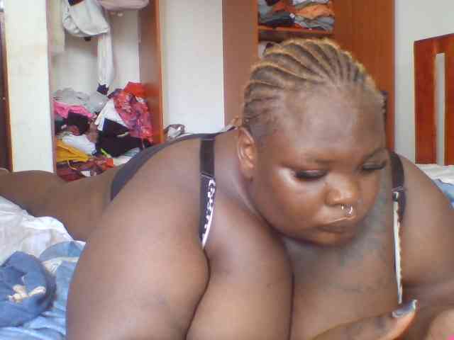 Model: Chocoboobies