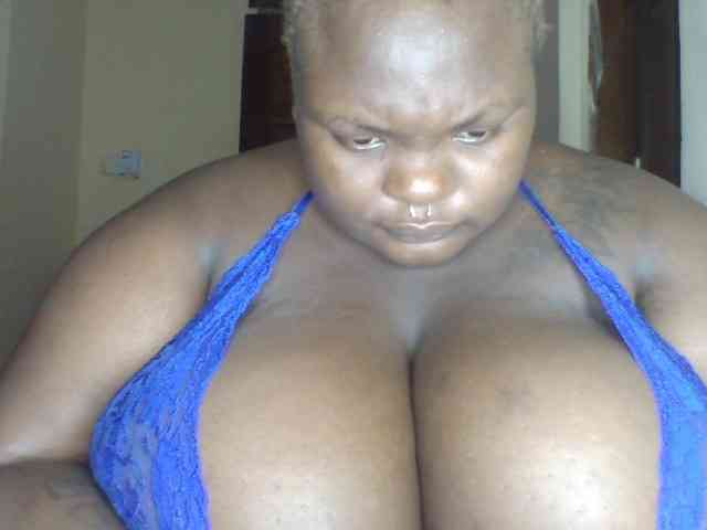 Chocoboobies webcam