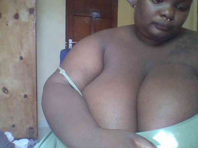 Chocoboobies webcam