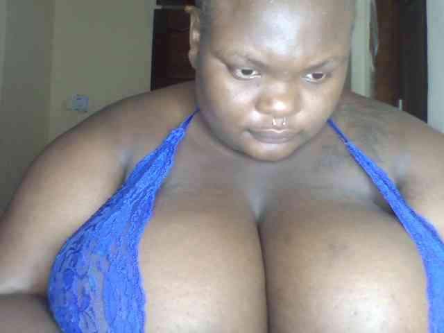 Chocoboobies webcam