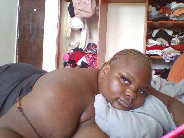 Chocoboobies webcam
