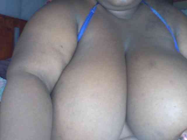 Chocoboobies's webcam live show