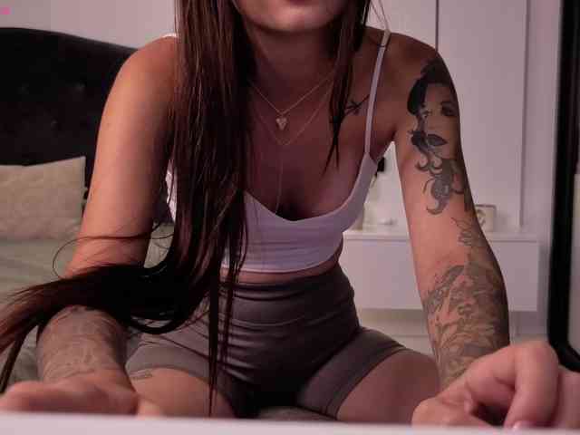 Glossy webcam