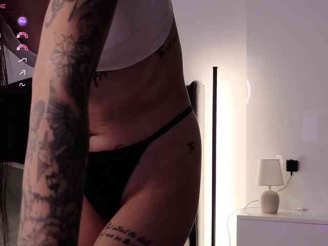 Glossy webcam