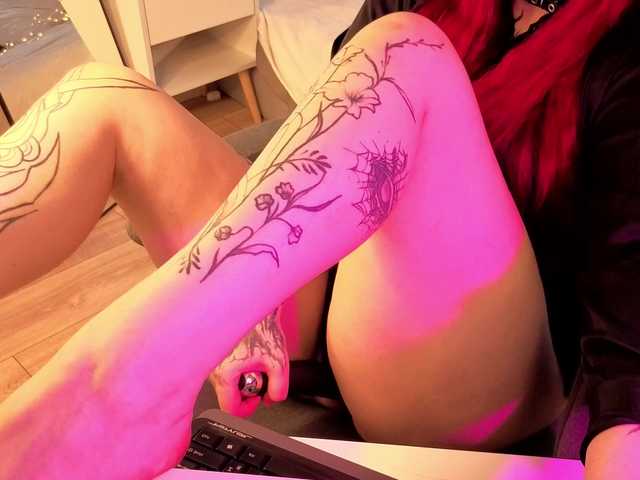 Jane-Goddesss live cam on BongaCams