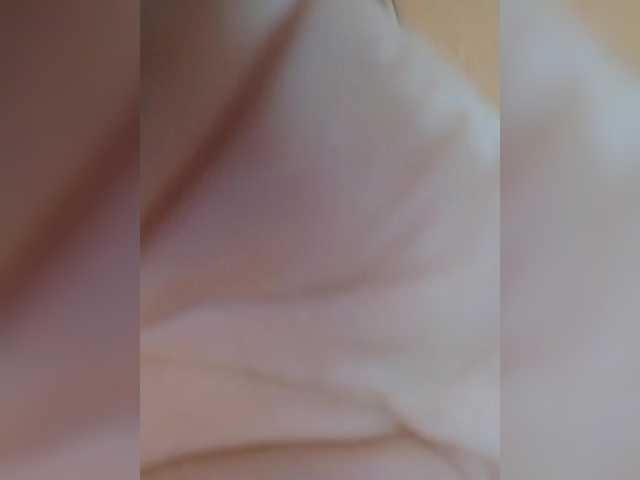 bulochka733 live cam on BongaCams