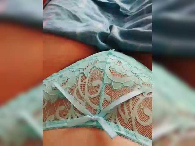 bulochka733 live webcam show