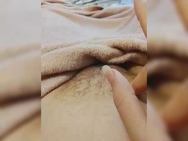 bulochka733 live cam on BongaCams