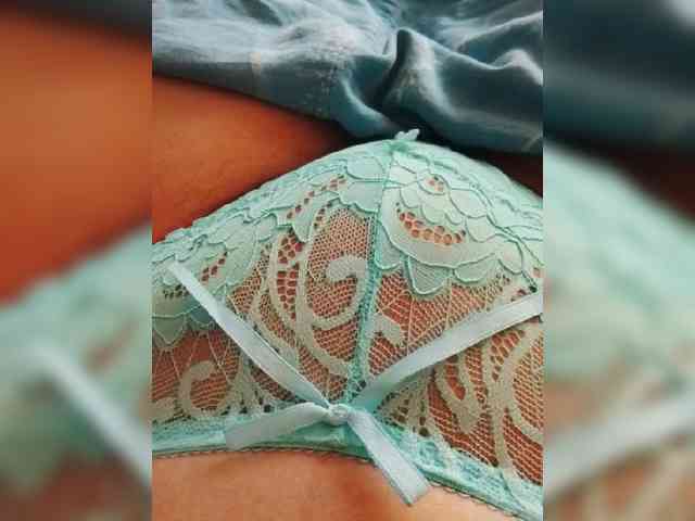 bulochka733 webcam