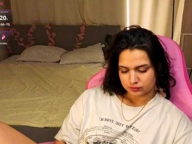 Vivien-Ross live cam on BongaCams
