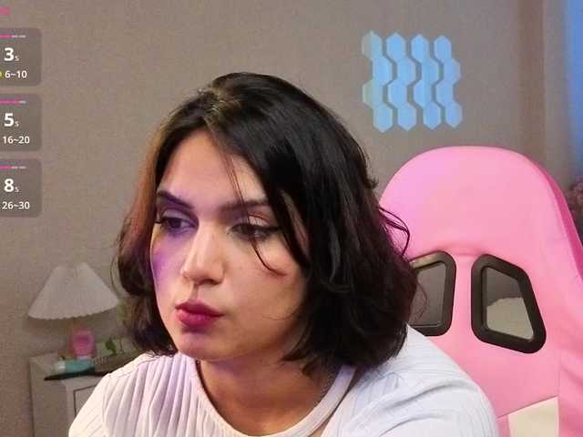 Vivien-Ross — live female cam