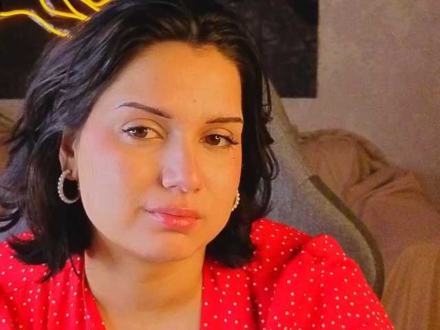 Vivien-Ross live cam on BongaCams