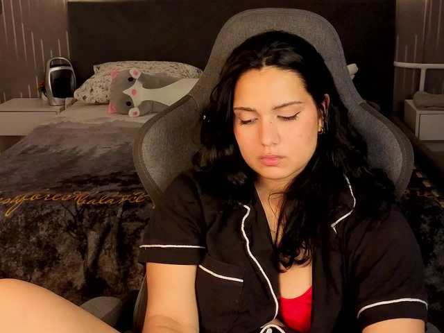 Vivien-Ross live cam on BongaCams