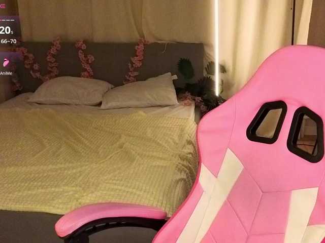 Vivien-Ross live cam on BongaCams