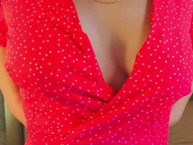 Vivien-Ross live cam on BongaCams