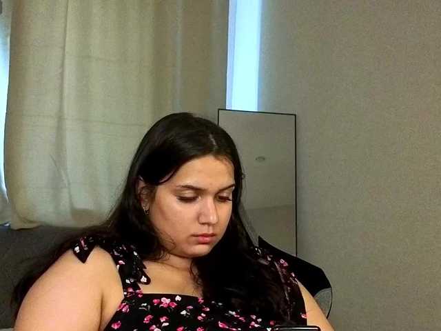 Vivien-Ross live cam on BongaCams