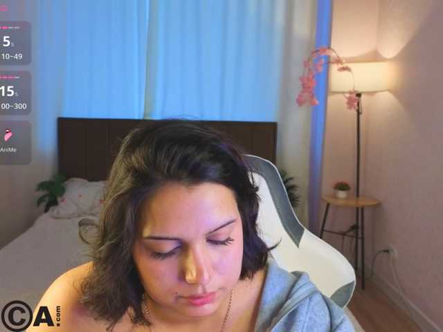 Vivien-Ross live cam on BongaCams