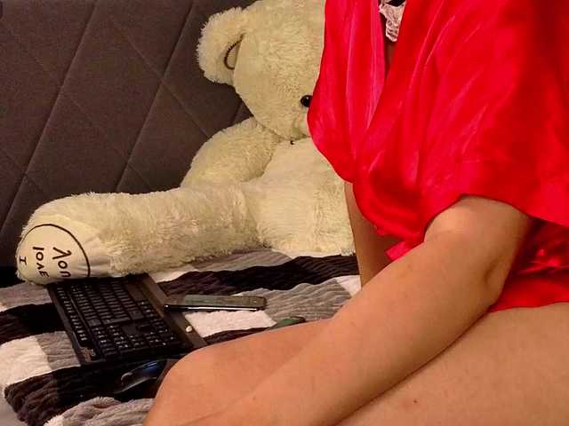 Vivien-Ross live cam on BongaCams