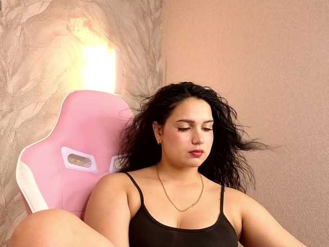 Vivien-Ross live cam on BongaCams