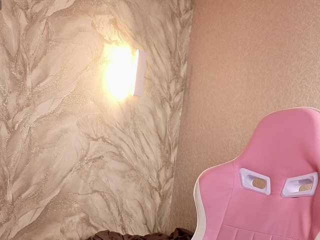 Vivien-Ross live cam on BongaCams