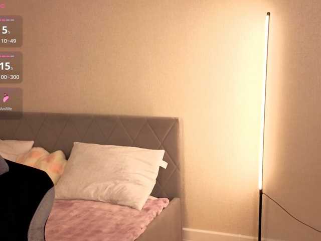 Vivien-Ross live cam on BongaCams